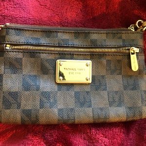Michael Kors Wristlet
